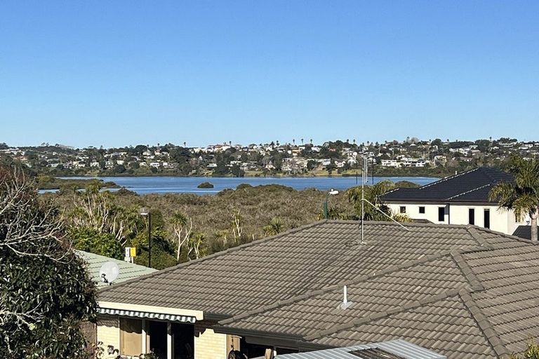 Photo of property in 53 Kath Hopper Drive, Orewa, 0931