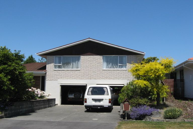 Photo of property in 15 Strathean Avenue, Avonhead, Christchurch, 8042