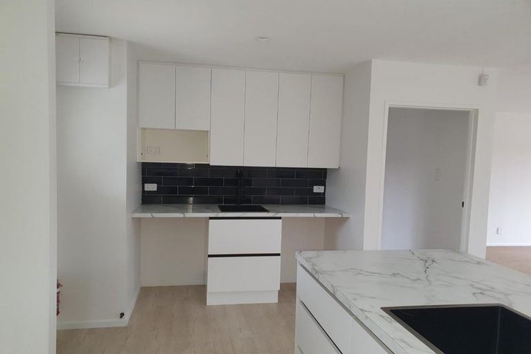 Photo of property in 1/12 Camrose Place, Ilam, Christchurch, 8041