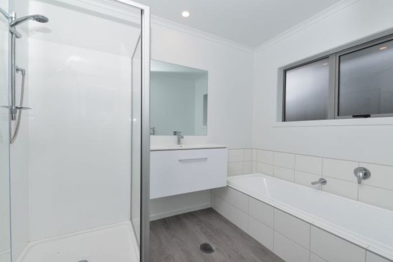 Photo of property in 3/56 Sandwich Road, Saint Andrews, Hamilton, 3200