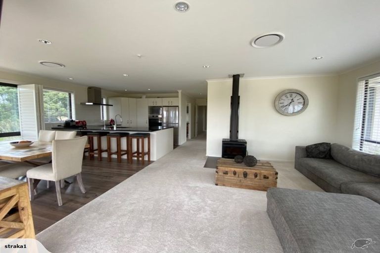 Photo of property in 684 Blackbridge Road, Waitoki, Kaukapakapa, 0871