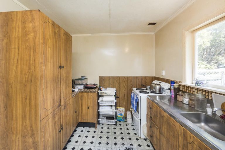 Photo of property in 17 Buick Crescent, Awapuni, Palmerston North, 4412
