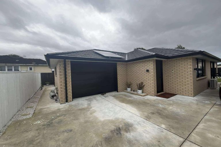 Photo of property in 14a Rutland Street, Levin, 5510