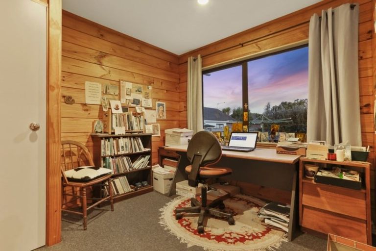 Photo of property in 31 Crampton Court, Orewa, 0931