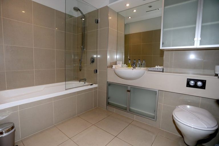 Photo of property in Oxleys Rock Apartments, 204/6 London Quay, Picton, 7220