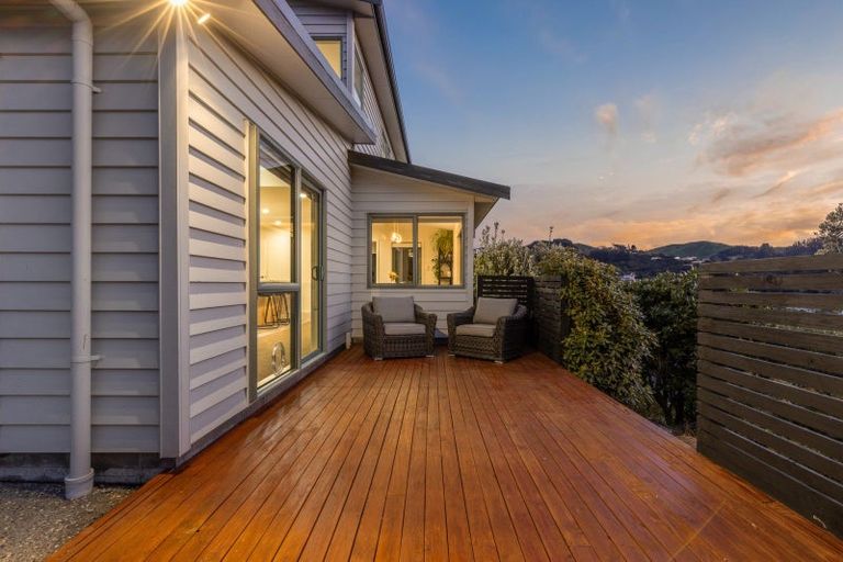 Photo of property in 42f James Cook Drive, Whitby, Porirua, 5024
