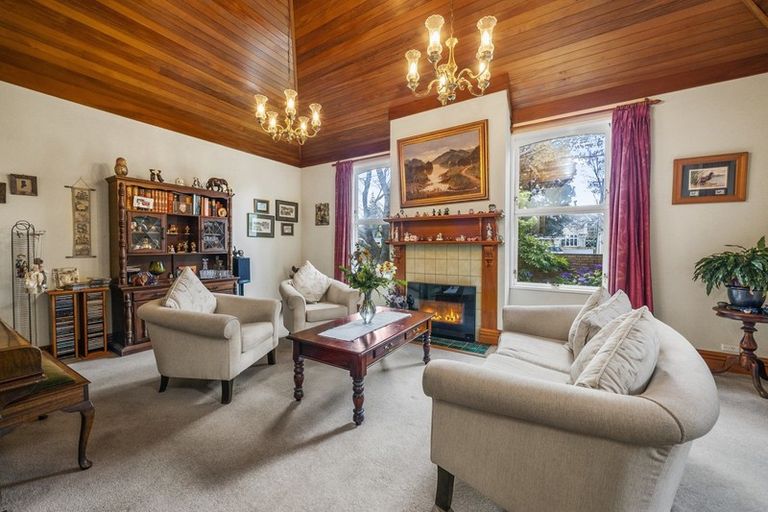 Photo of property in 48 Hautana Street, Woburn, Lower Hutt, 5010