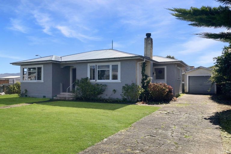 Photo of property in 11 Trafalgar Street, Dannevirke, 4930