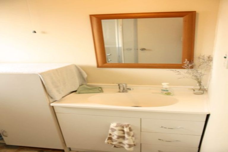 Photo of property in 36 Charlcott Street, Burnside, Christchurch, 8053