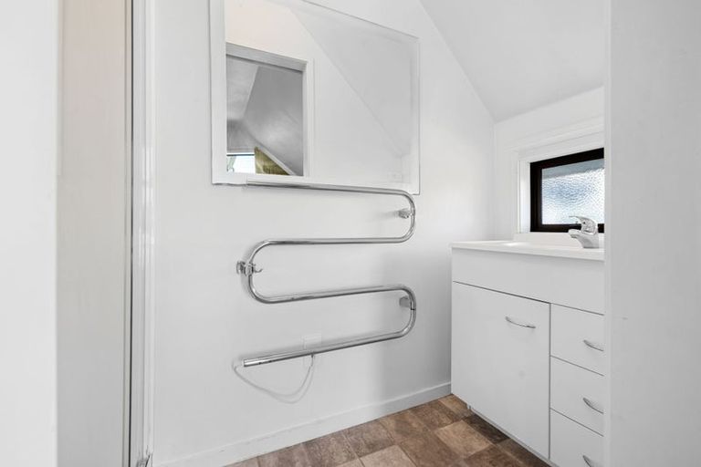 Photo of property in 12a Dowding Street, Melville, Hamilton, 3206