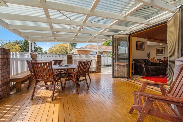 Photo of property in 8 Argyle Place, Highlands Park, New Plymouth, 4312