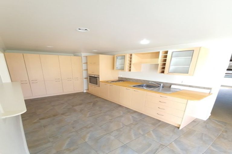 Photo of property in 6 Normanby Road, Karaka, Papakura, 2580