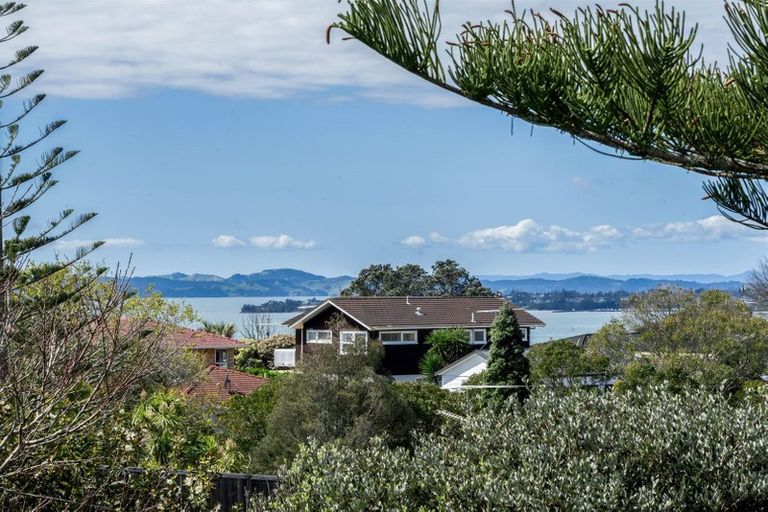 Photo of property in 80 Alexander Street, Cockle Bay, Auckland, 2014