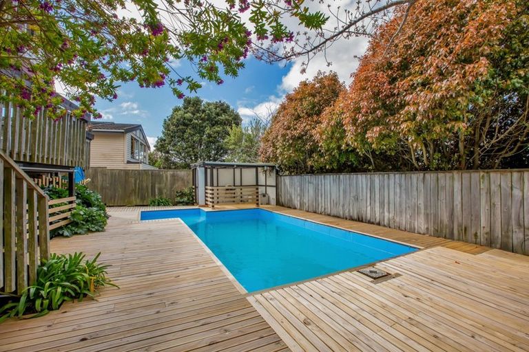 Photo of property in 35 Discovery Drive, Whitby, Porirua, 5024