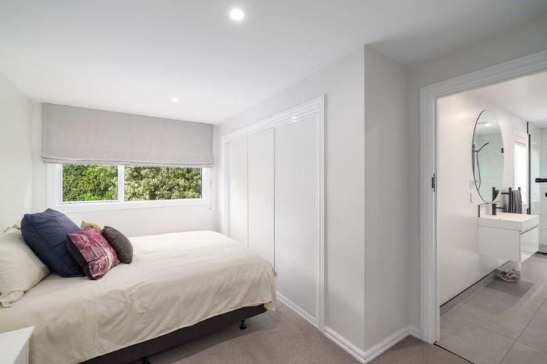 Photo of property in 87 Cashmere Road, Cashmere, Christchurch, 8022