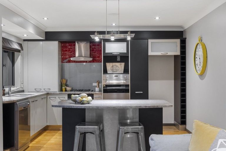 Photo of property in 10 Koro Mews, Papamoa Beach, Papamoa, 3118