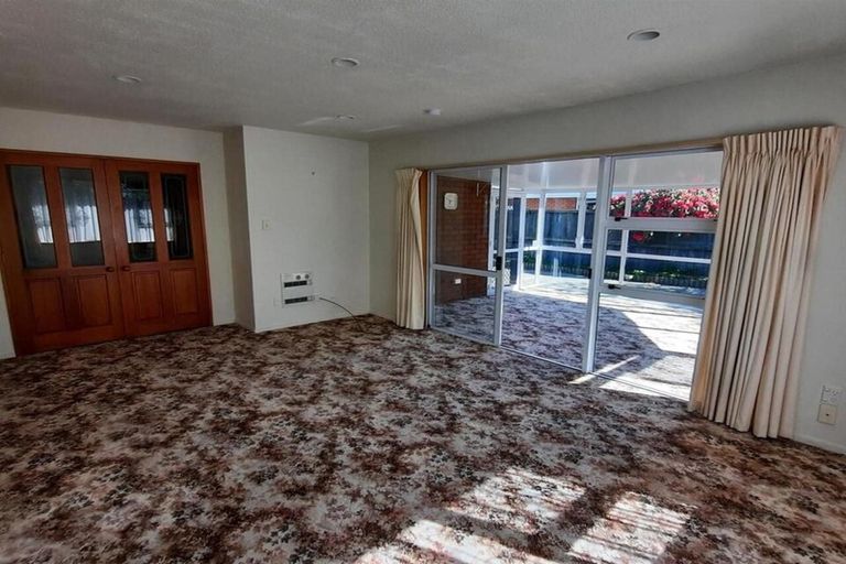 Photo of property in 1/61a Strathfield Avenue, Dallington, Christchurch, 8061