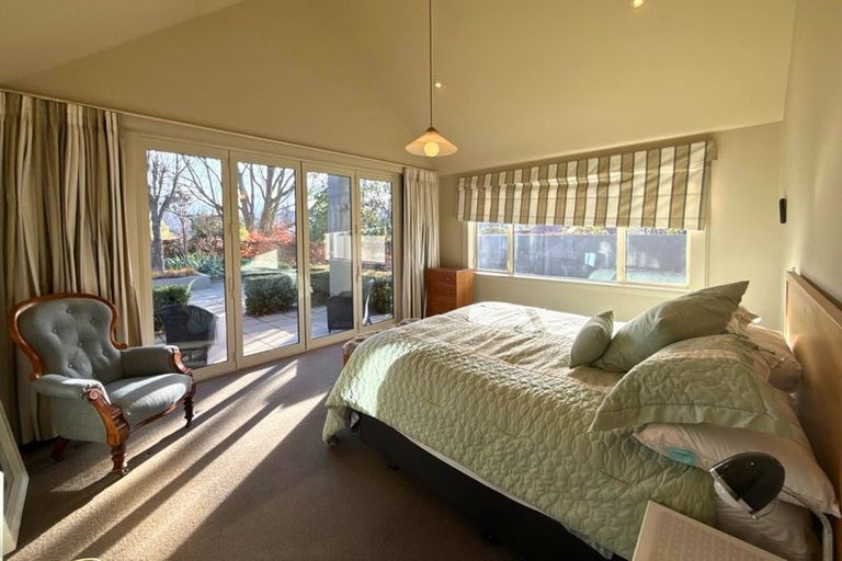 Photo of property in 11 Kelliher Drive, Wanaka, 9305