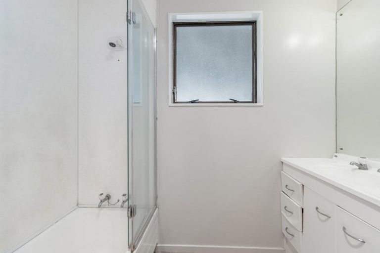 Photo of property in 10 Taksan Place, Pukete, Hamilton, 3200