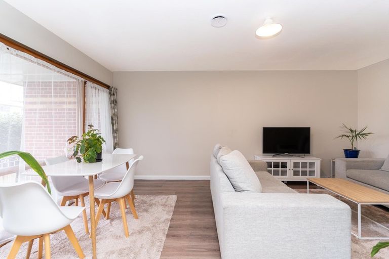 Photo of property in 2/29 Heywood Terrace, Richmond, Christchurch, 8013