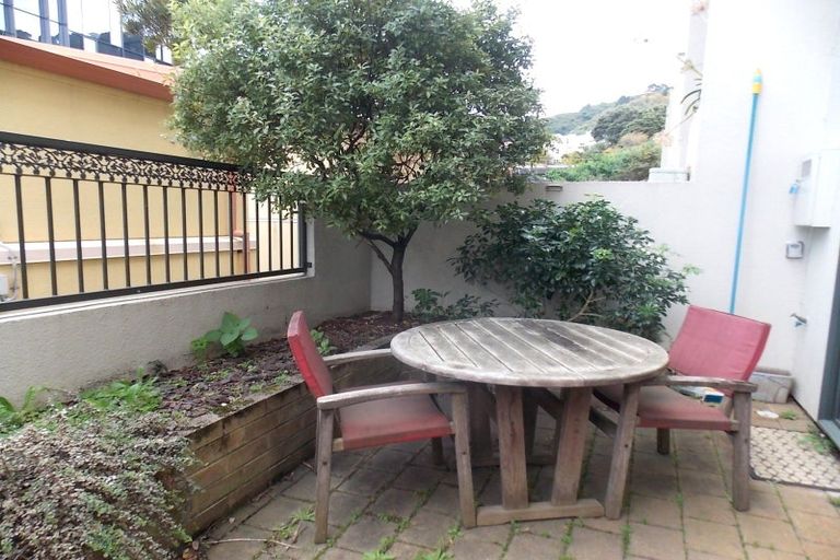 Photo of property in 83l Hill Street, Thorndon, Wellington, 6011