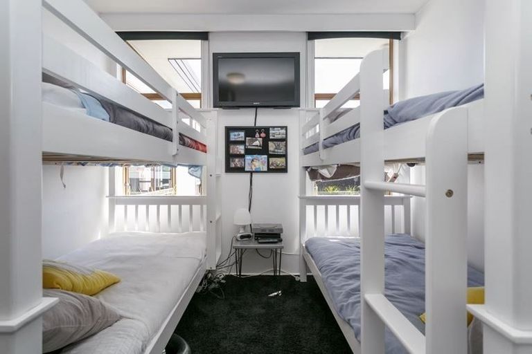 Photo of property in 1/232 Lake Terrace, Waipahihi, Taupo, 3330