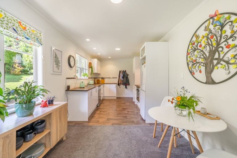 Photo of property in 115 Manuka Street, Stokes Valley, Lower Hutt, 5019