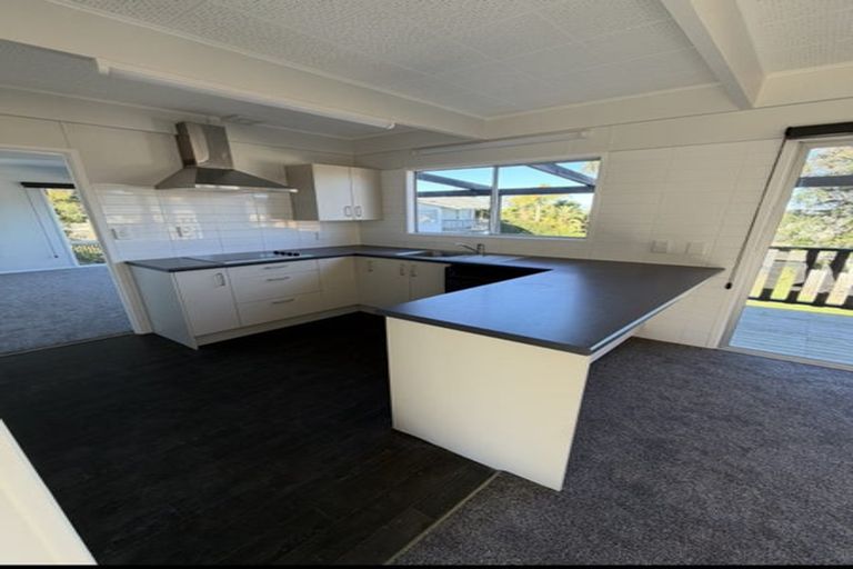 Photo of property in 19 Landop Terrace, Howick, Auckland, 2014