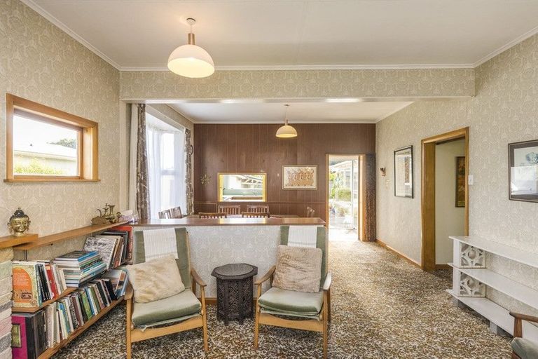 Photo of property in 7 Moerangi Street, West End, Palmerston North, 4410