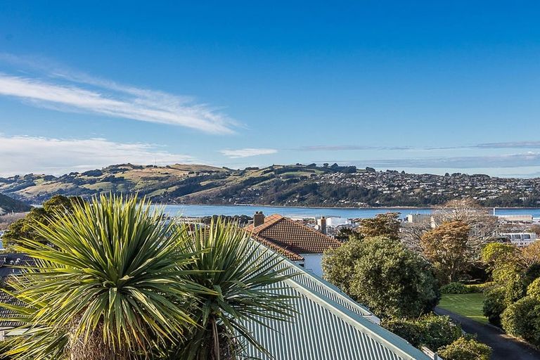 Photo of property in 45 Royal Terrace, Dunedin Central, Dunedin, 9016