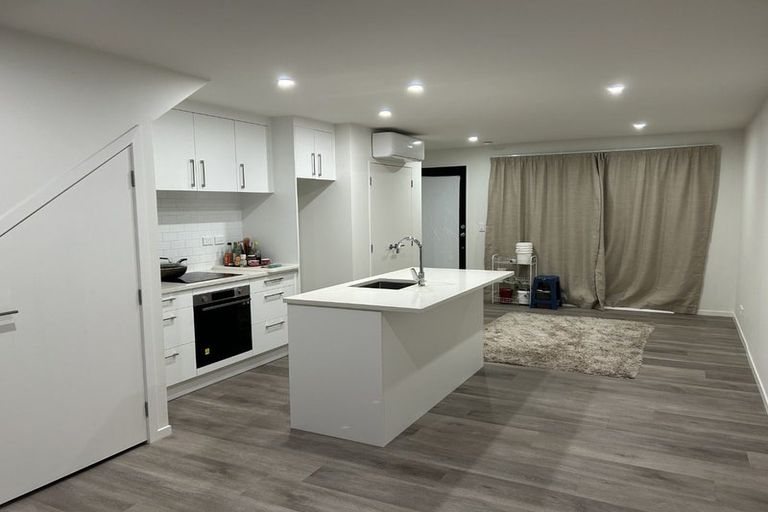 Photo of property in 24 Ara Mara Hua, Henderson, Auckland, 0612