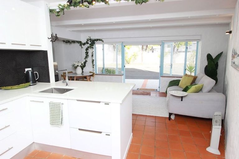 Photo of property in Oceanside Apartments, 14/453 Hibiscus Coast Highway, Orewa, 0931