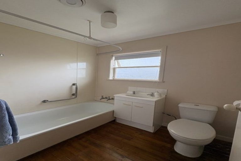 Photo of property in 23 Mair Street, Regent, Whangarei, 0112