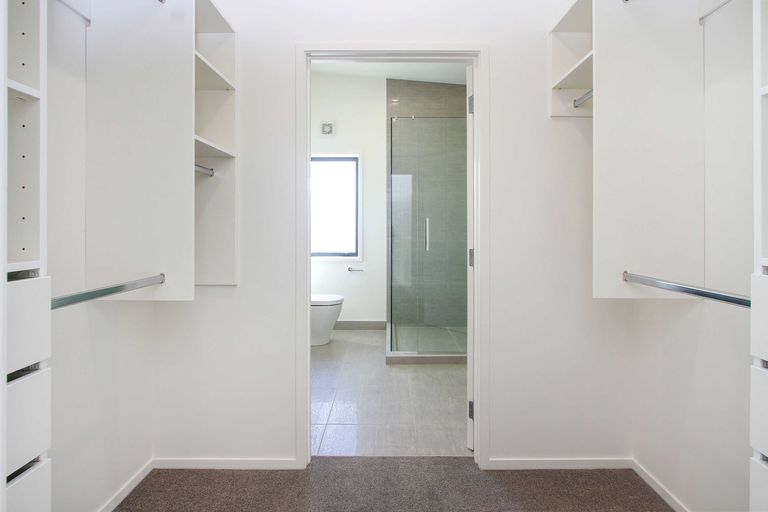 Photo of property in 37 Wallace Road, Hobsonville, Auckland, 0616