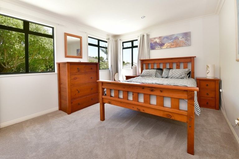 Photo of property in 39 Regency Park Drive, Gulf Harbour, Whangaparaoa, 0930