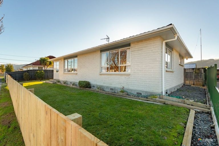 Photo of property in 1a Joseph Grove, Elderslea, Upper Hutt, 5018
