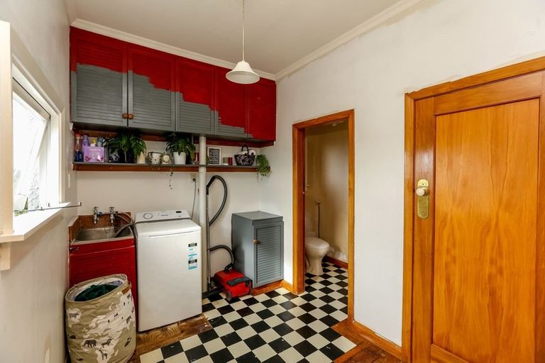 Photo of property in 2/68 Woodleigh Street, Frankleigh Park, New Plymouth, 4310