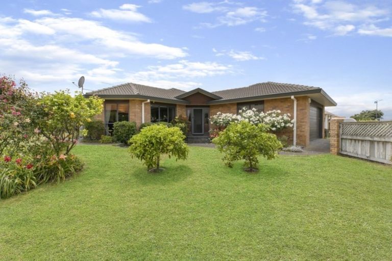 Photo of property in 53 Santa Monica Drive, Papamoa Beach, Papamoa, 3118