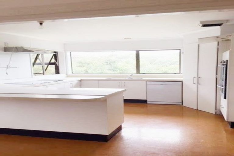 Photo of property in 287 Titirangi Road, Titirangi, Auckland, 0604