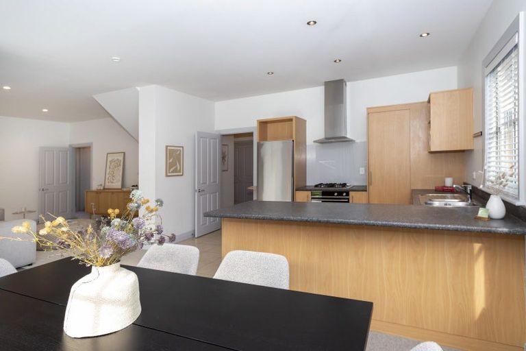 Photo of property in 107 Devon Street, Arrowtown, 9302