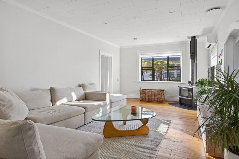 Photo of property in 87 Ormond Road, Whataupoko, Gisborne, 4010