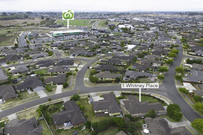 Photo of property in 1 Whitney Place, Rototuna North, Hamilton, 3210