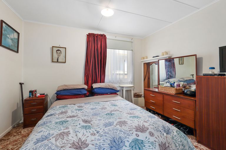 Photo of property in 27 Ocean View Road, Waihi Beach, 3611