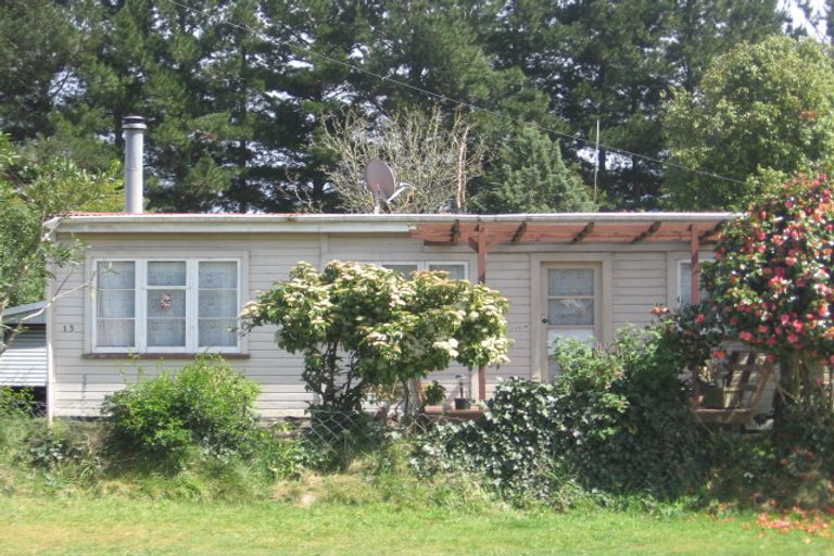 Photo of property in 13 Rangatira Drive, Mangakino, 3421