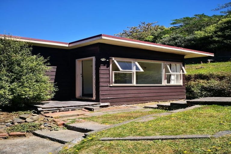 Photo of property in 44 Mitchell Street, Brooklyn, Wellington, 6021