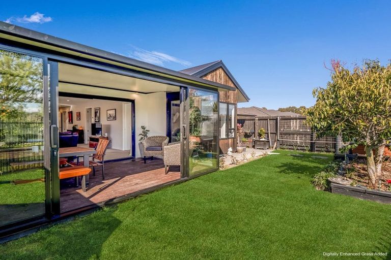 Photo of property in 10 Koreke Lane, Halswell, Christchurch, 8025