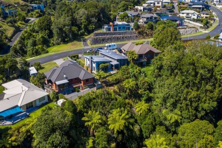Photo of property in 223 Heta Road, Merrilands, New Plymouth, 4312