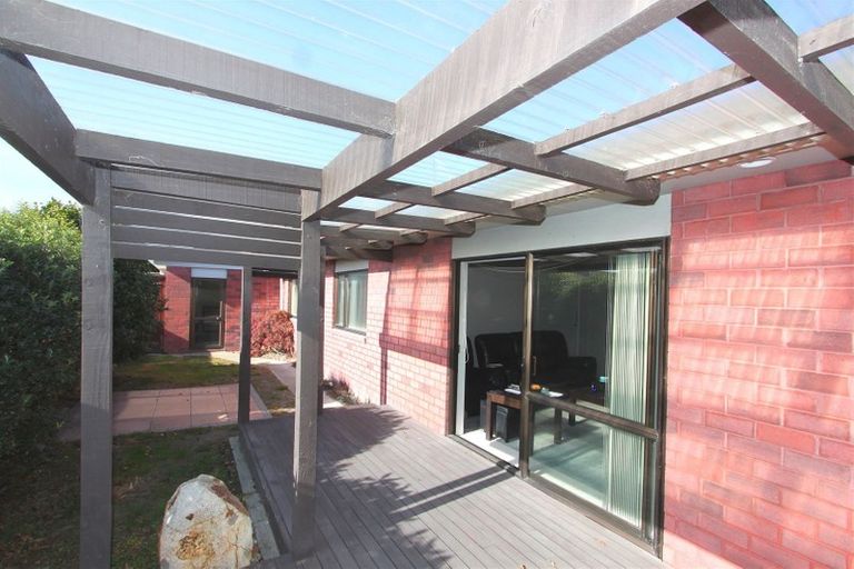 Photo of property in 26 Kirsten Place, Parklands, Christchurch, 8083