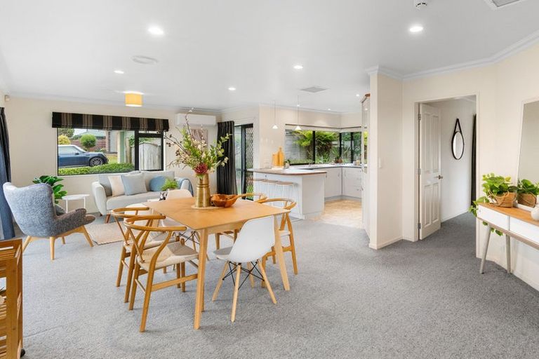 Photo of property in 1 Roseash Lane, Levin, 5510