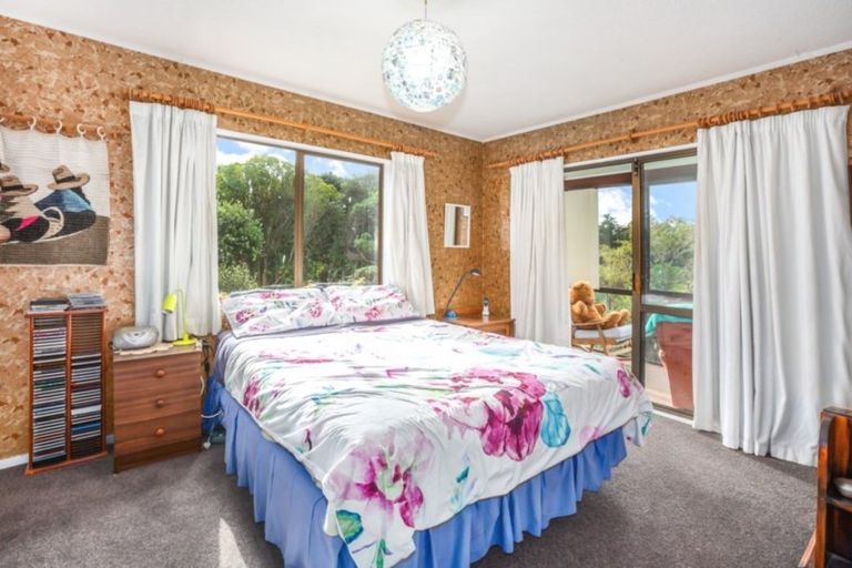 Photo of property in 58 Bodmin Terrace, Camborne, Porirua, 5026